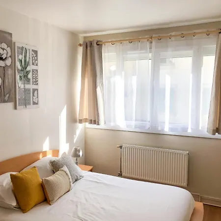 Ideal Dans Le Centre De Apartment *